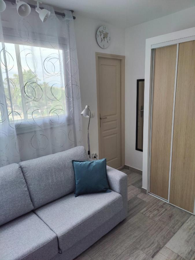 Studio Climatise 50 M.Du Port Saint-Cyprien  Exterior photo